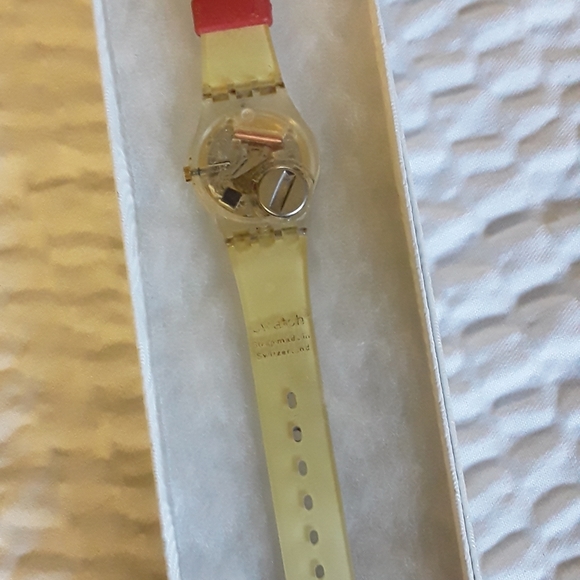 Watch - Picture 3 of 3